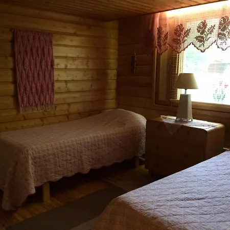 Rissalan Lomamoekit Chalet *